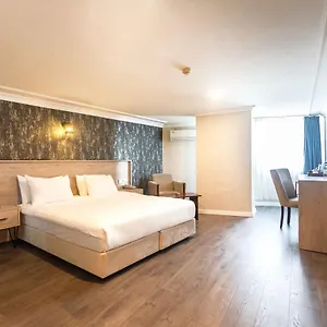 lysa-hotel.istanbul-turkeyhotels.com/